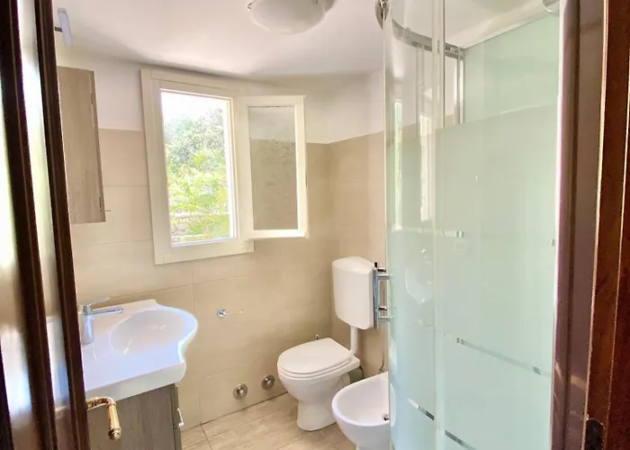 Federico * Χαλικερή