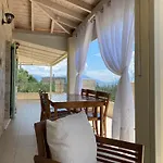 Federico Apartamento Khalikerí