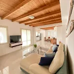 Appartement Federico Khalikerí